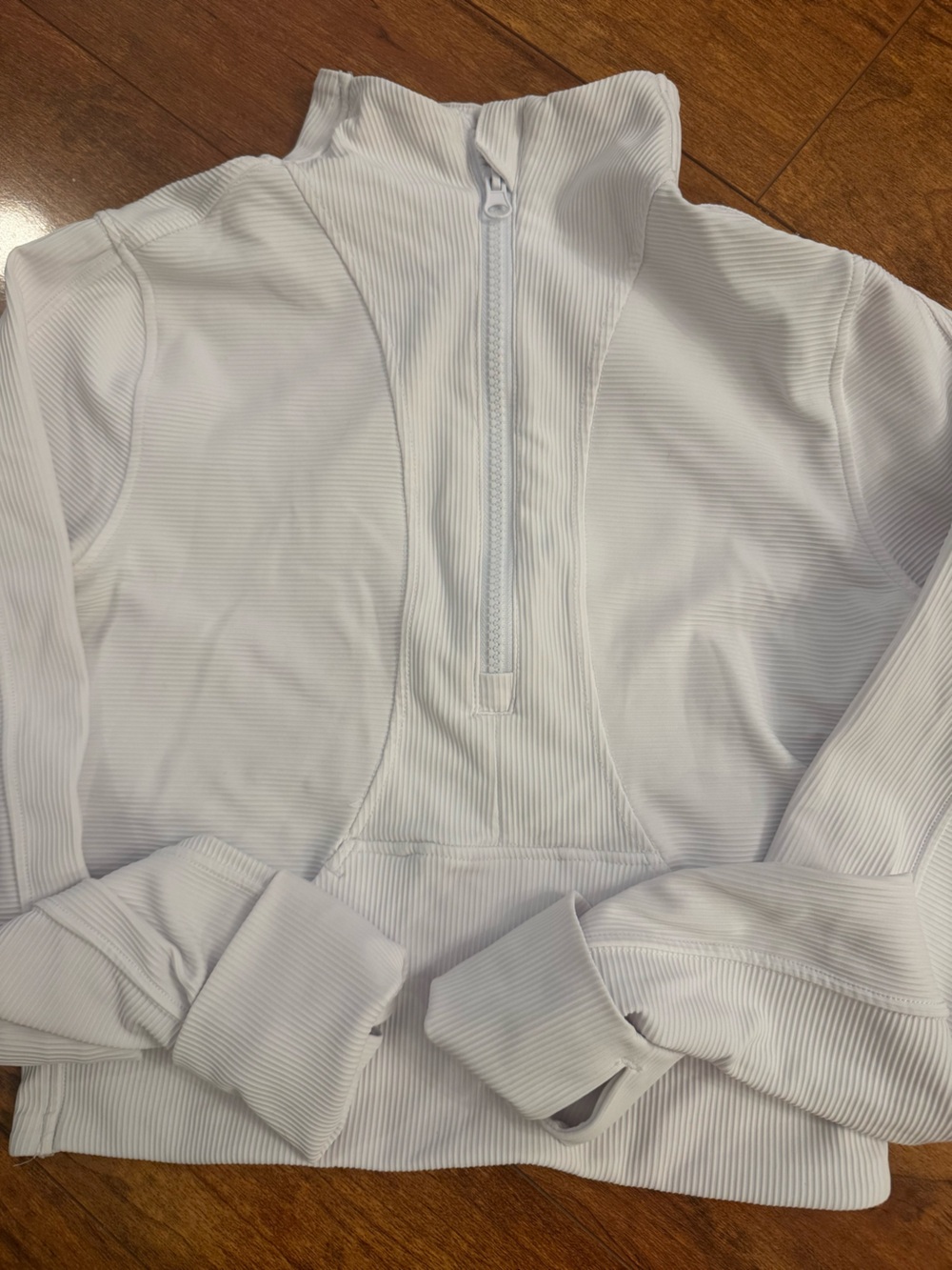 White half zip cropped sweatshirt Size S #athleisure #activewear